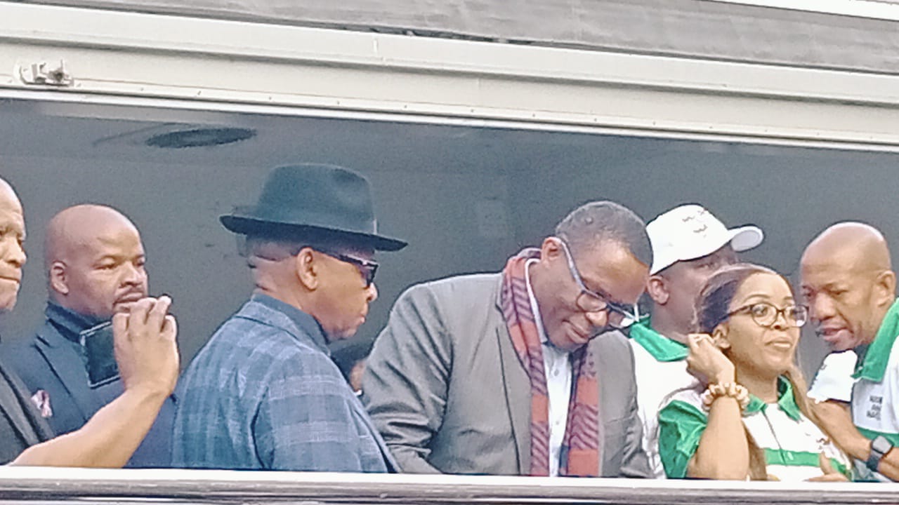 UMEYA WETHEKU UKHWEZELWE UMLILO ESIGCAWINI SEMASHI